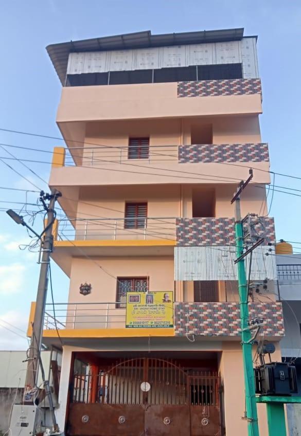 Sri Vasavi Home Stay Tiruvannāmalai Eksteriør bilde